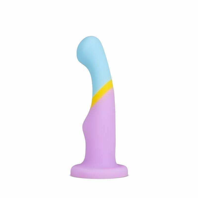 Avant - Silicone Dildo With Suction Cup - Heart of Gold