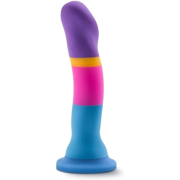 Avant - Silicone Dildo With Suction Cup - Hot 'n' Cool