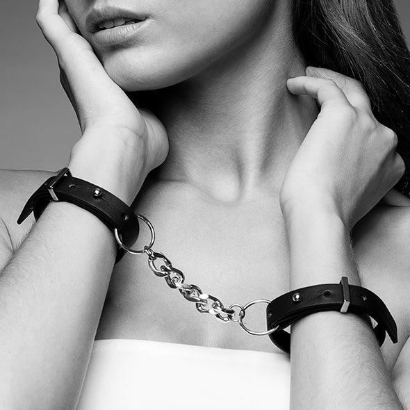 Bijoux Indiscrets - Maze Thin Handcuffs Black