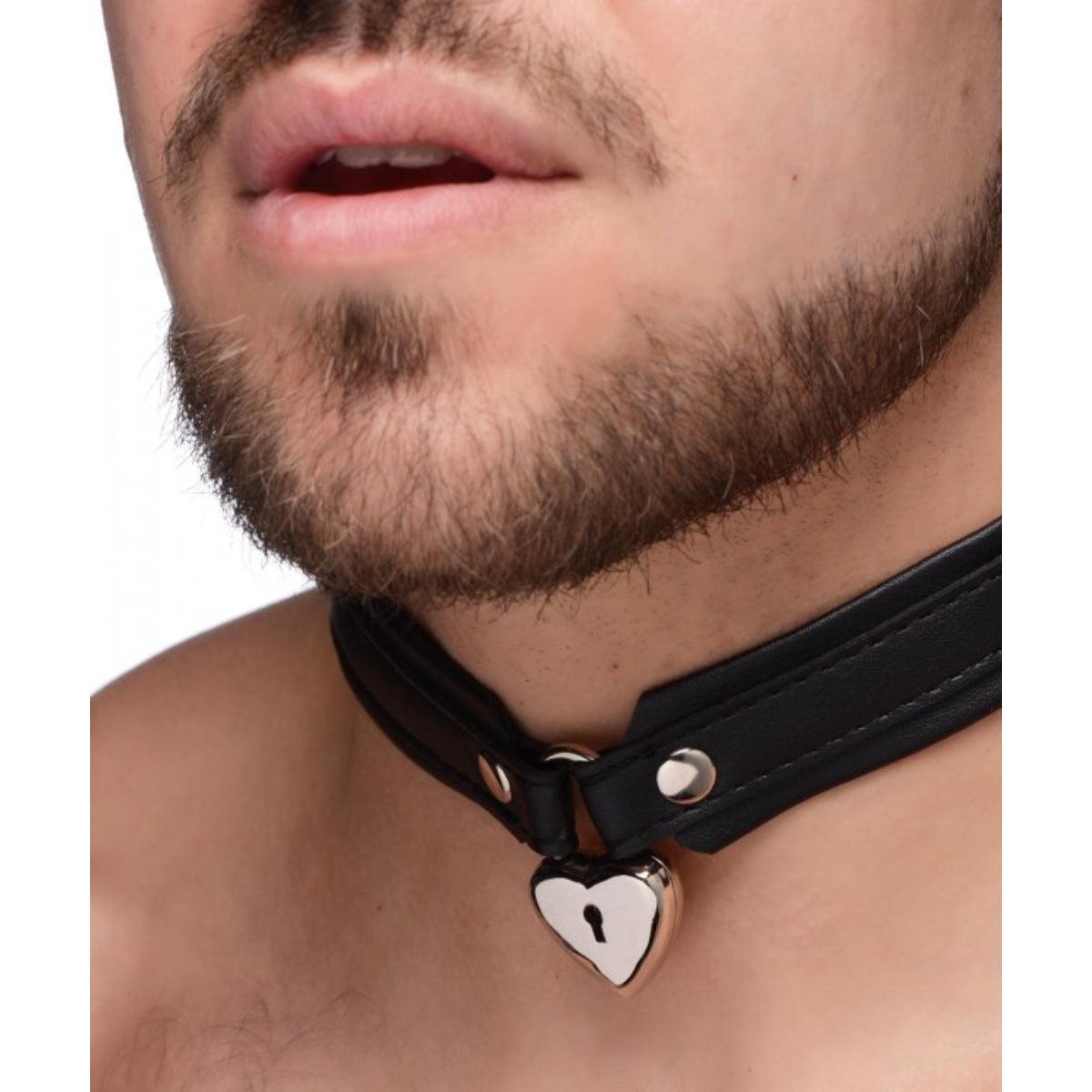 Strict Locking Heart Collar